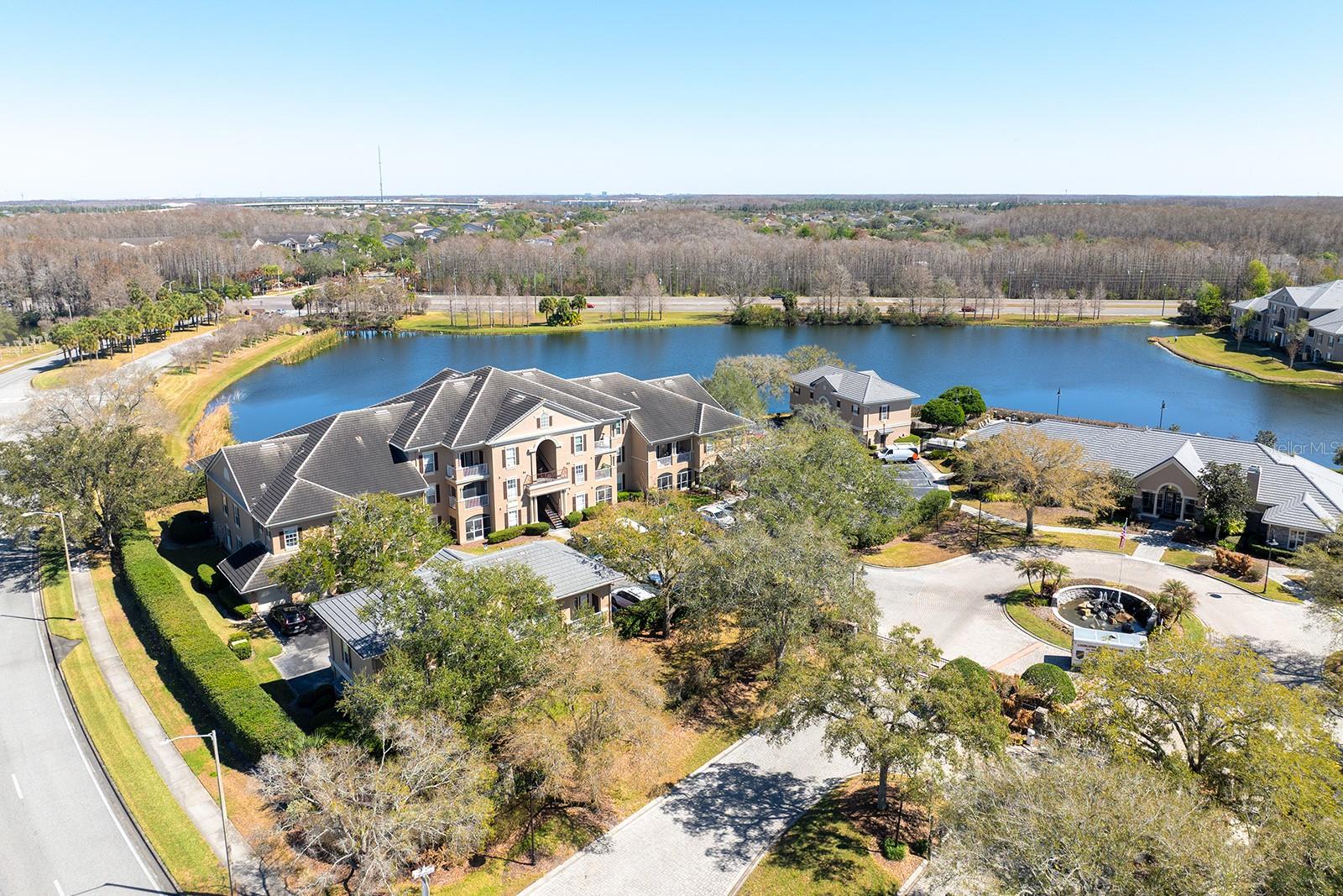 CAPRI/HUNTERS CRK CONDO - Residential