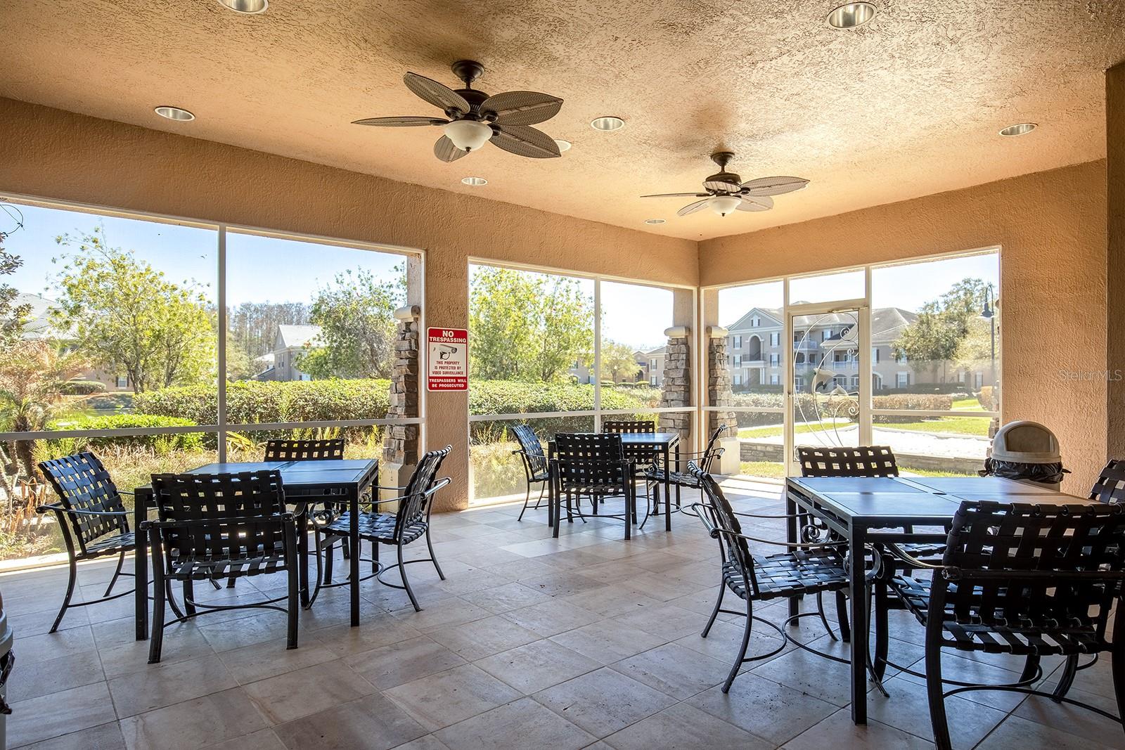 CAPRI/HUNTERS CRK CONDO - Residential