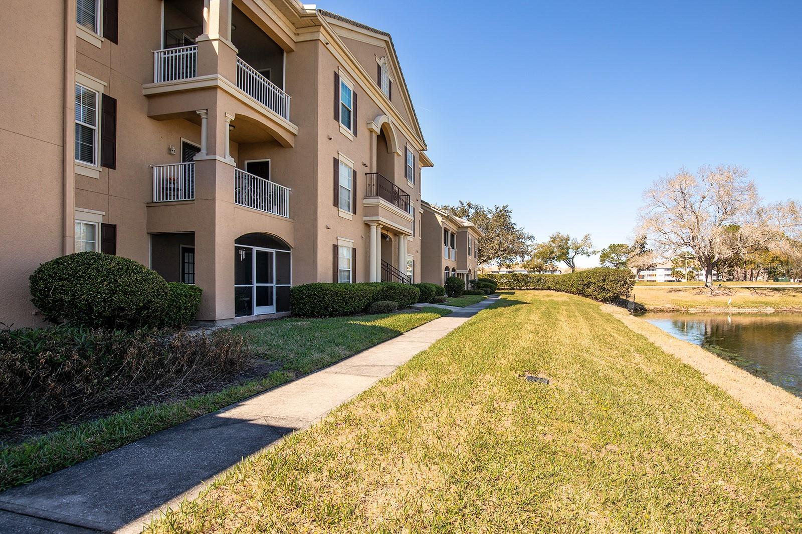 CAPRI/HUNTERS CRK CONDO - Residential