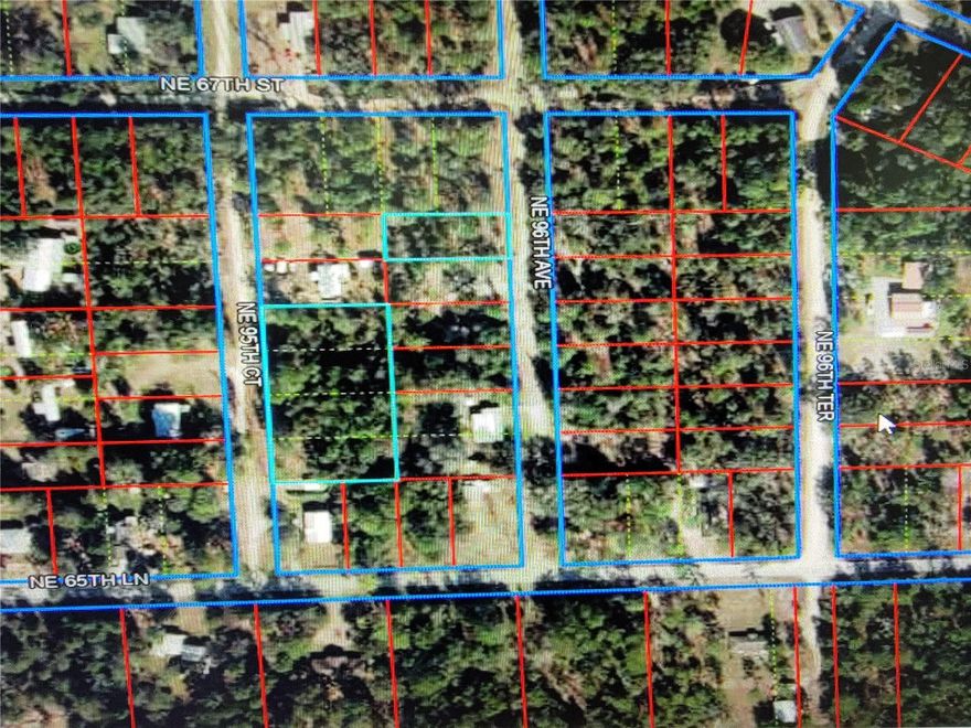4 Building lots surrounded by conventional and mobile homes.  Looking for space to build or investment with opportunity for 4 homes, look no further.  Property central to Bronson, Williston and Gainesville for shopping and schools.  Buy now and build in the future.  Property is lightly wooded and contains a mixture of hardwoods.  Come join us in the sunshine state and enjoy the FL sunshine year round.  Seller financing reasonable terms.