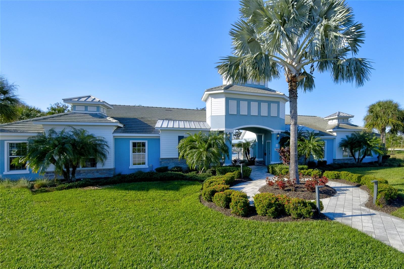 3631 SHIMMERING OAKS DRIVE