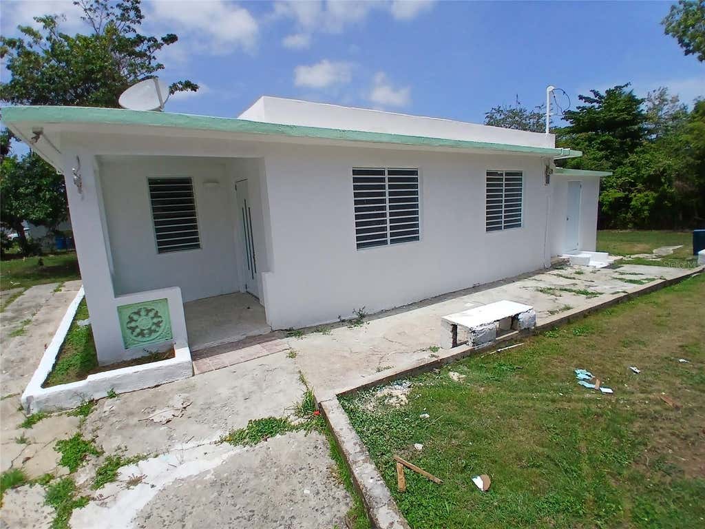 Photo of 72 Com Aguas Claras, Ceiba, PR 00735 (MLS # PR9123704)