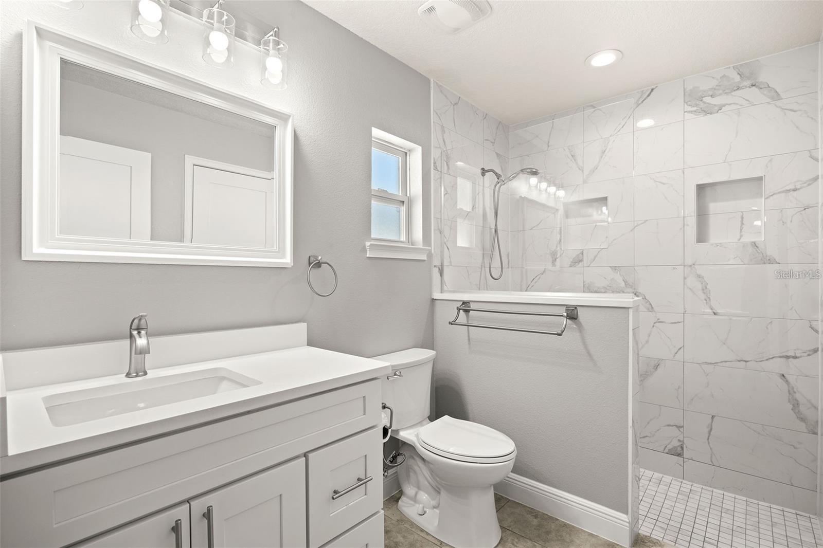 MOUNT DORA - Residential Lease