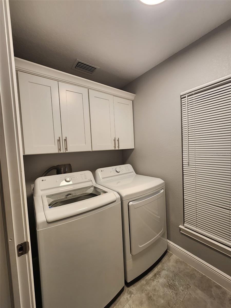 MOUNT DORA - Residential Lease