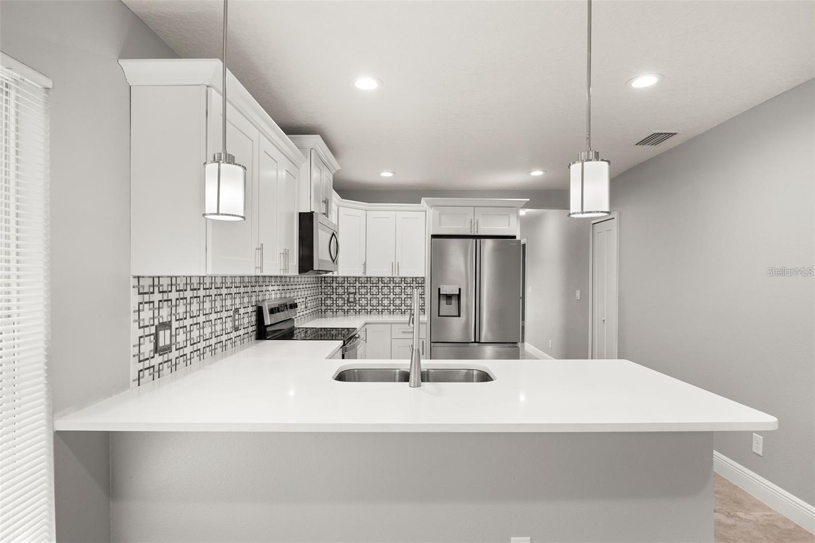 MOUNT DORA - Residential Lease