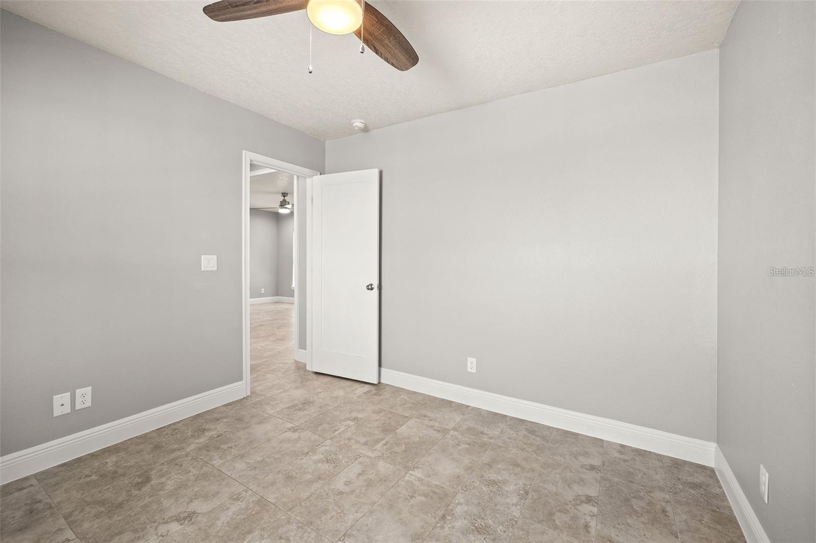 MOUNT DORA - Residential Lease