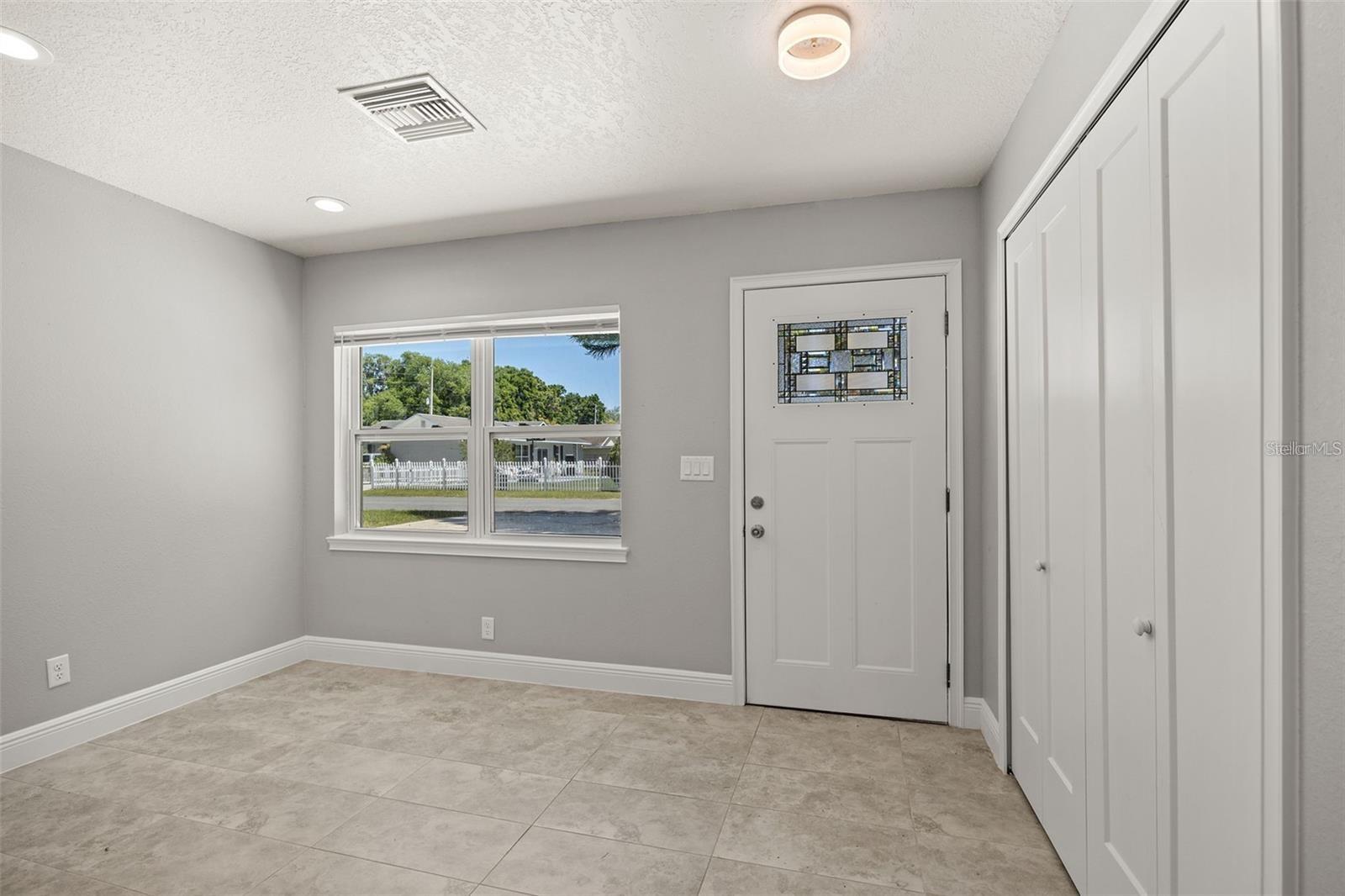 MOUNT DORA - Residential Lease