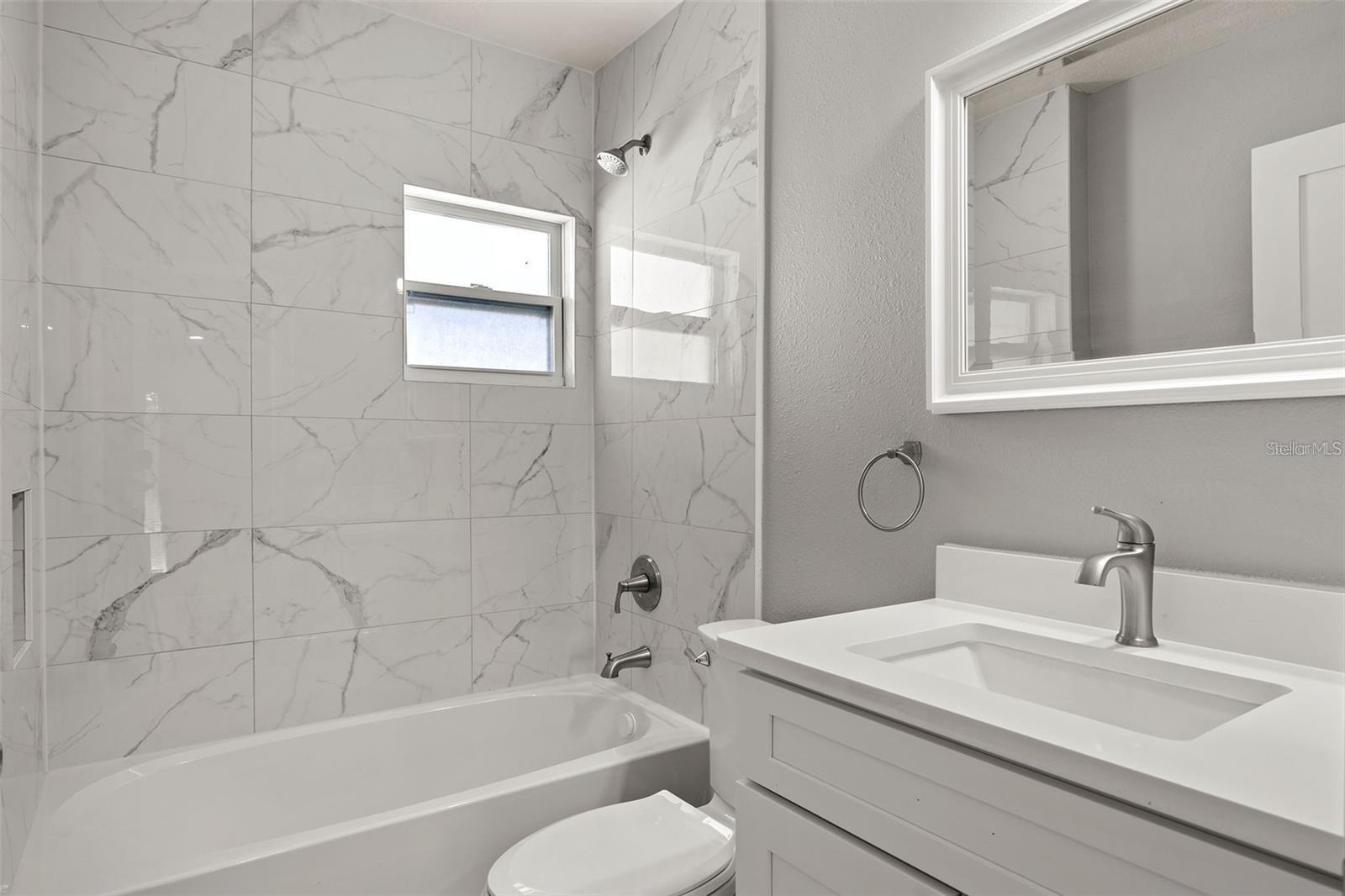 MOUNT DORA - Residential Lease