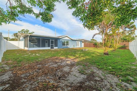 A home in SEMINOLE