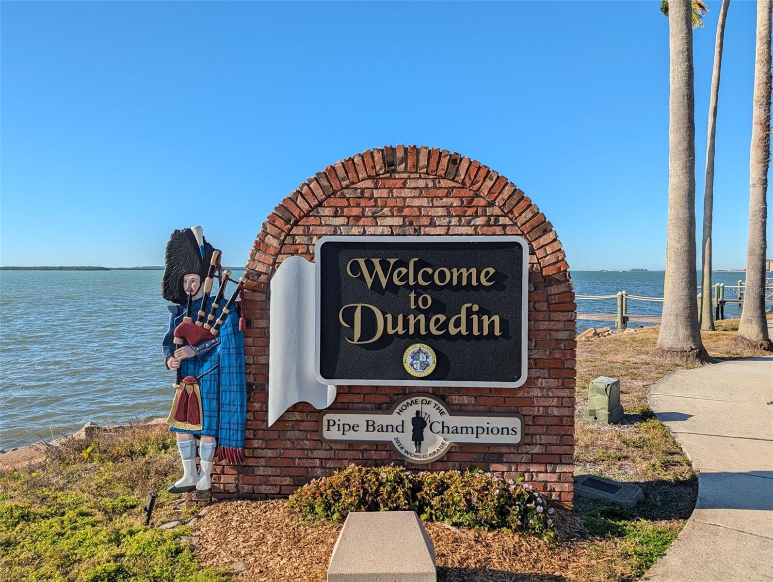 CHARTER OAKS - Residential