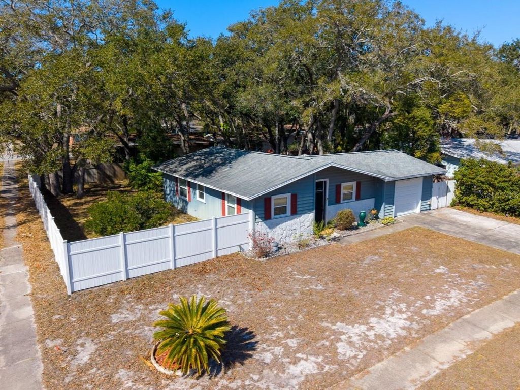 Photo of 2056 Red Cedar Lane E, Clearwater, FL 33763 (MLS # TB8475653)