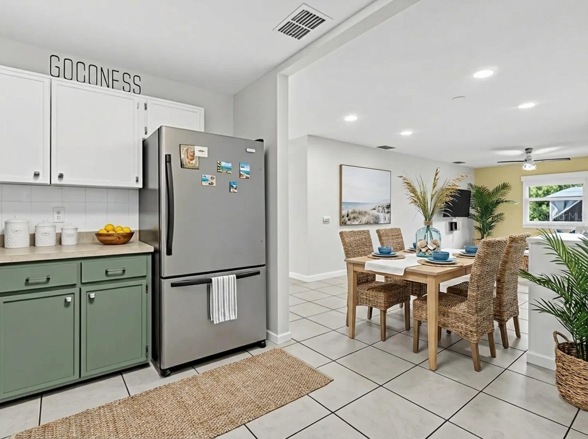 CHARTER OAKS - Residential