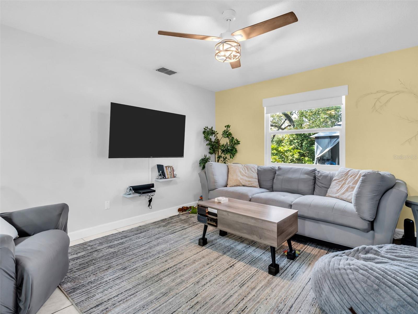 CHARTER OAKS - Residential