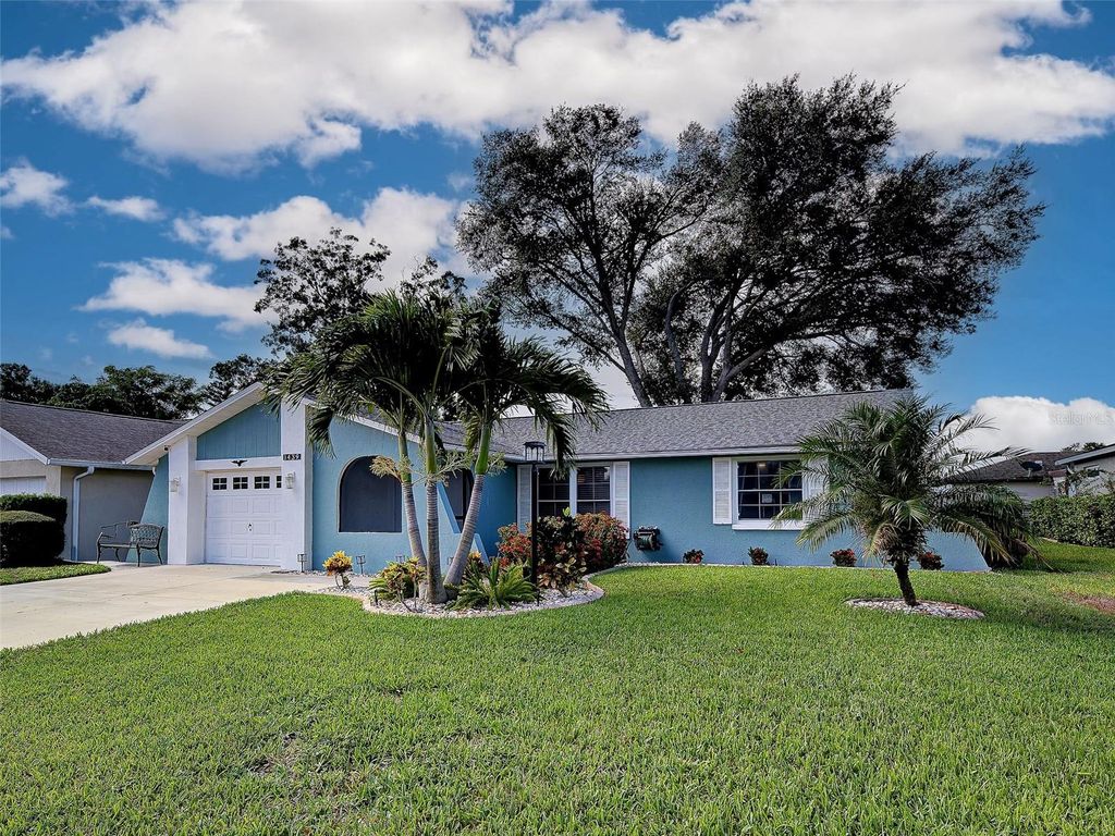 Photo of 1439 Strada D Oro, Venice, FL 34292 (MLS # C7528482)