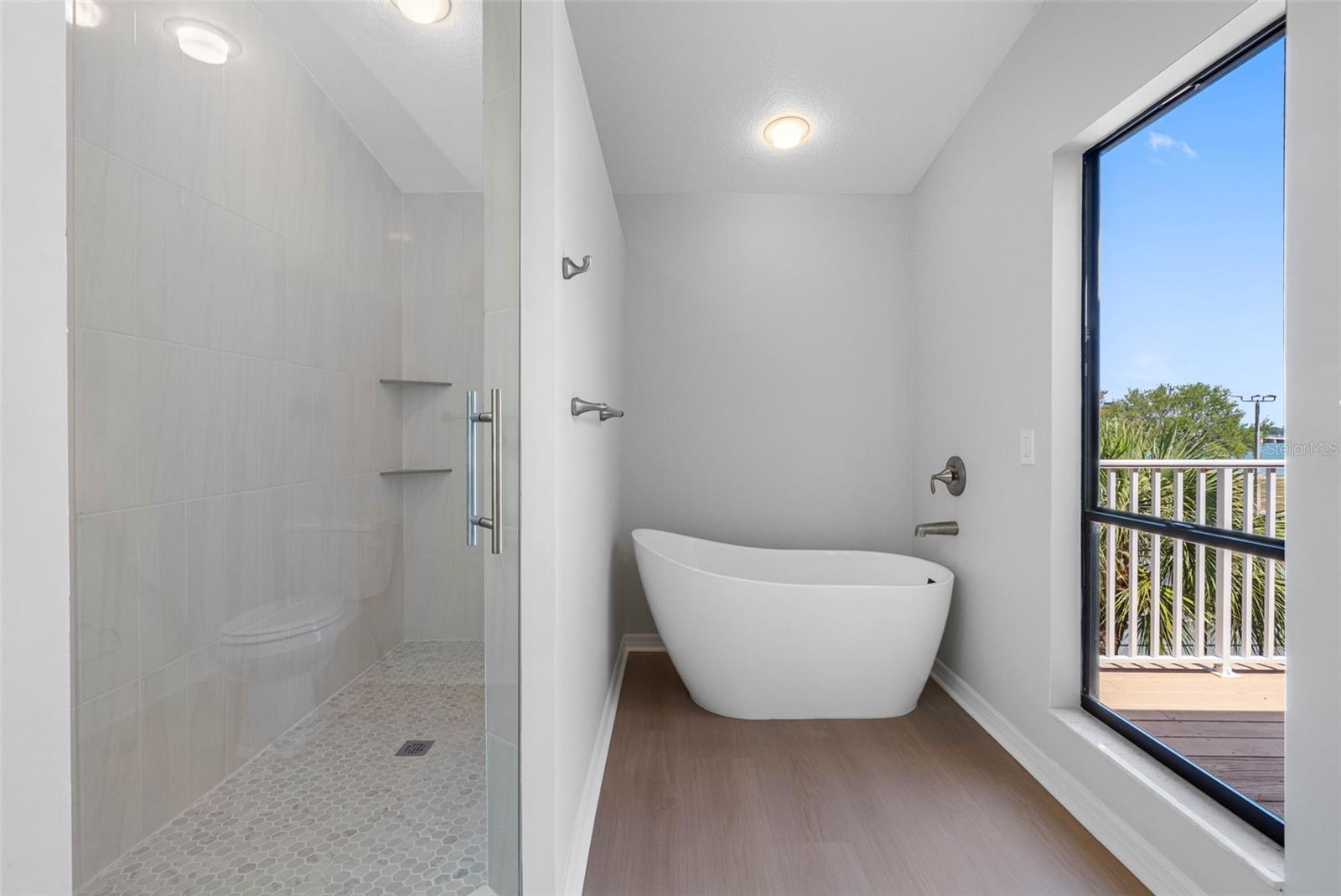 PARADISE VILLAGE TWNHMS - Residential