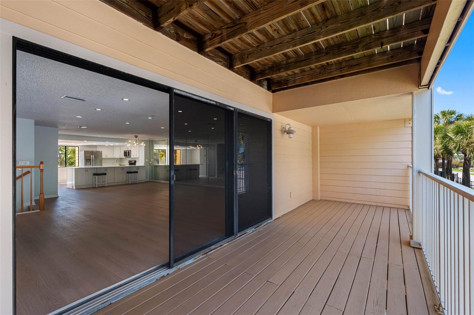 PARADISE VILLAGE TWNHMS - Residential