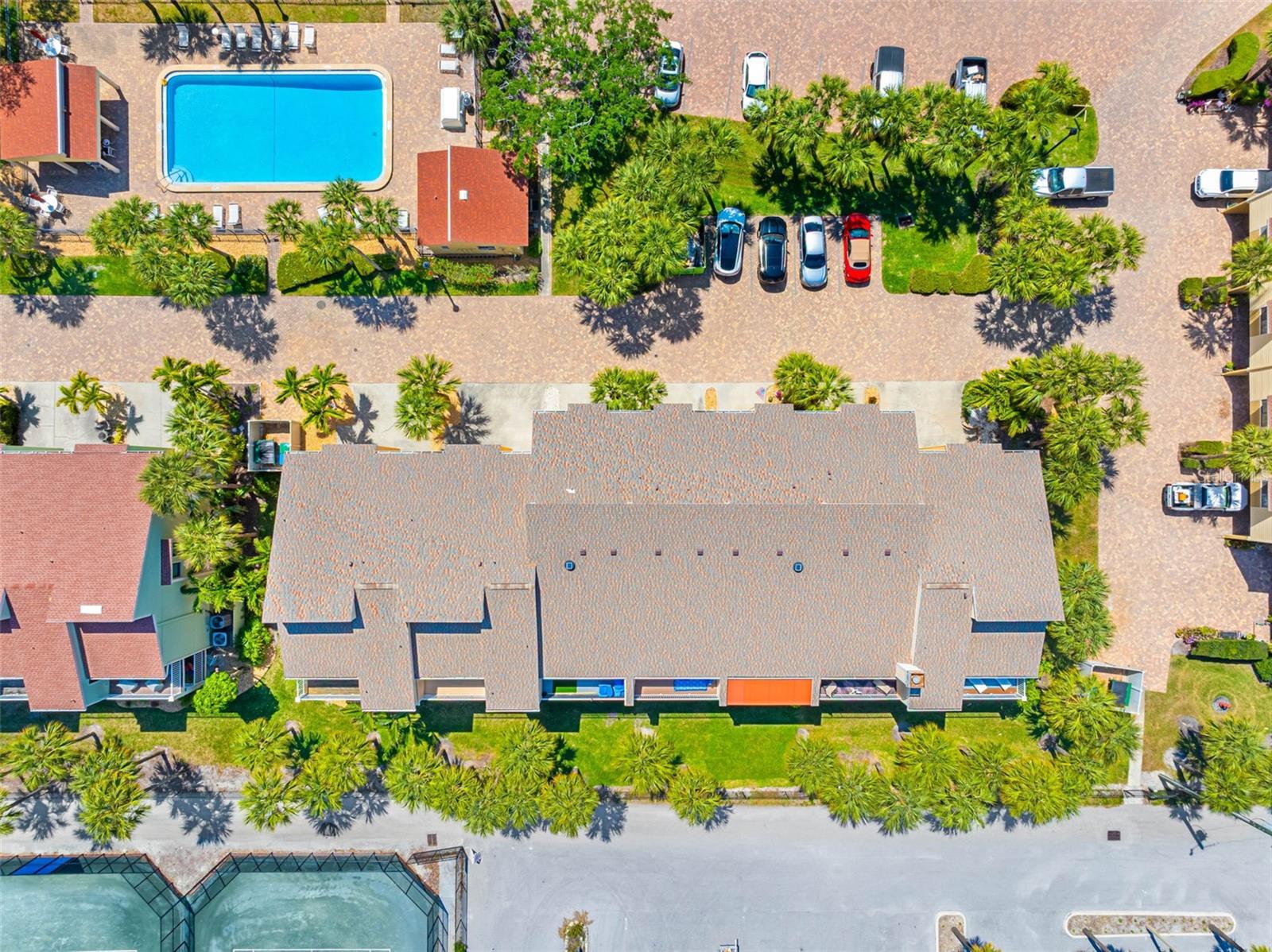 PARADISE VILLAGE TWNHMS - Residential