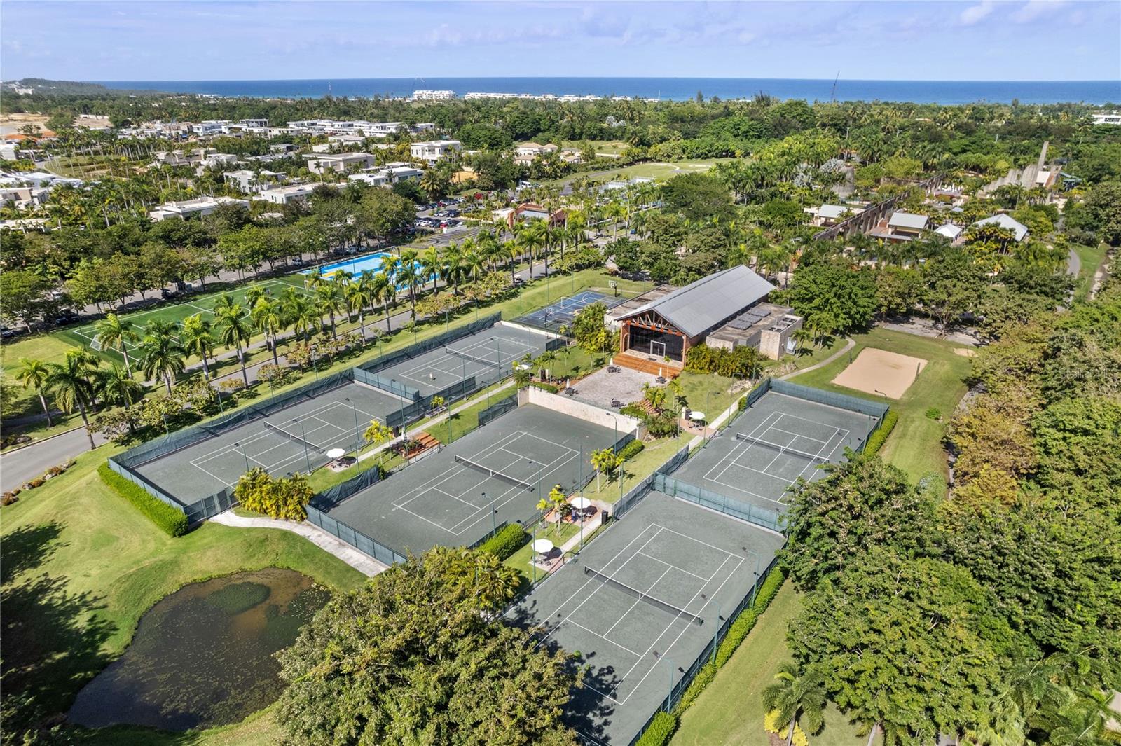 BEACHFRONT RESIDENCES AT DORADO BEACH RESORT VI - Residential
