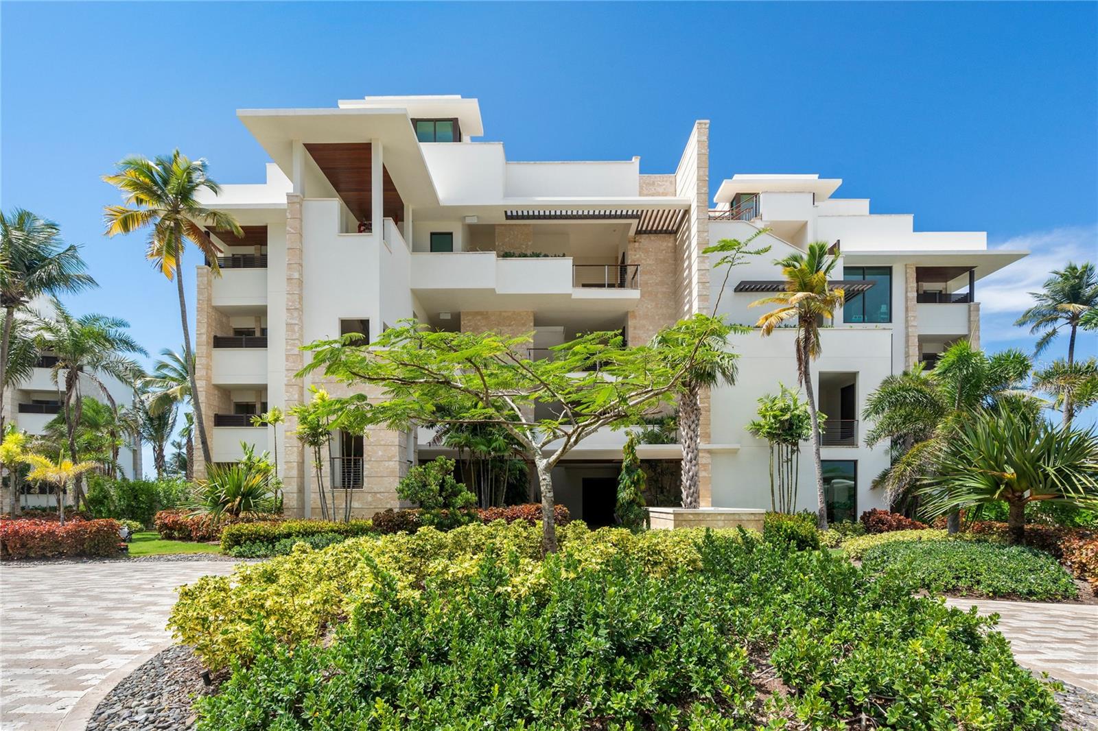 200 BEACHFRONT RESIDENCES 4141