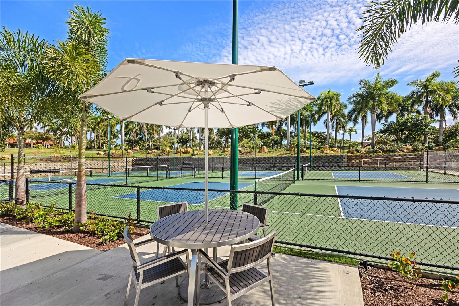 BEACHFRONT RESIDENCES AT DORADO BEACH RESORT VI - Residential