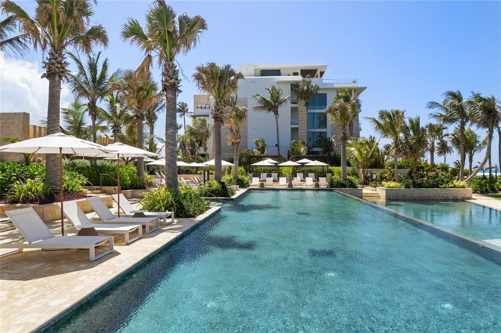 BEACHFRONT RESIDENCES AT DORADO BEACH RESORT VI - Residential