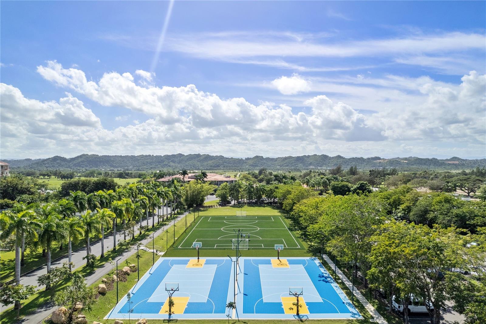 BEACHFRONT RESIDENCES AT DORADO BEACH RESORT VI - Residential