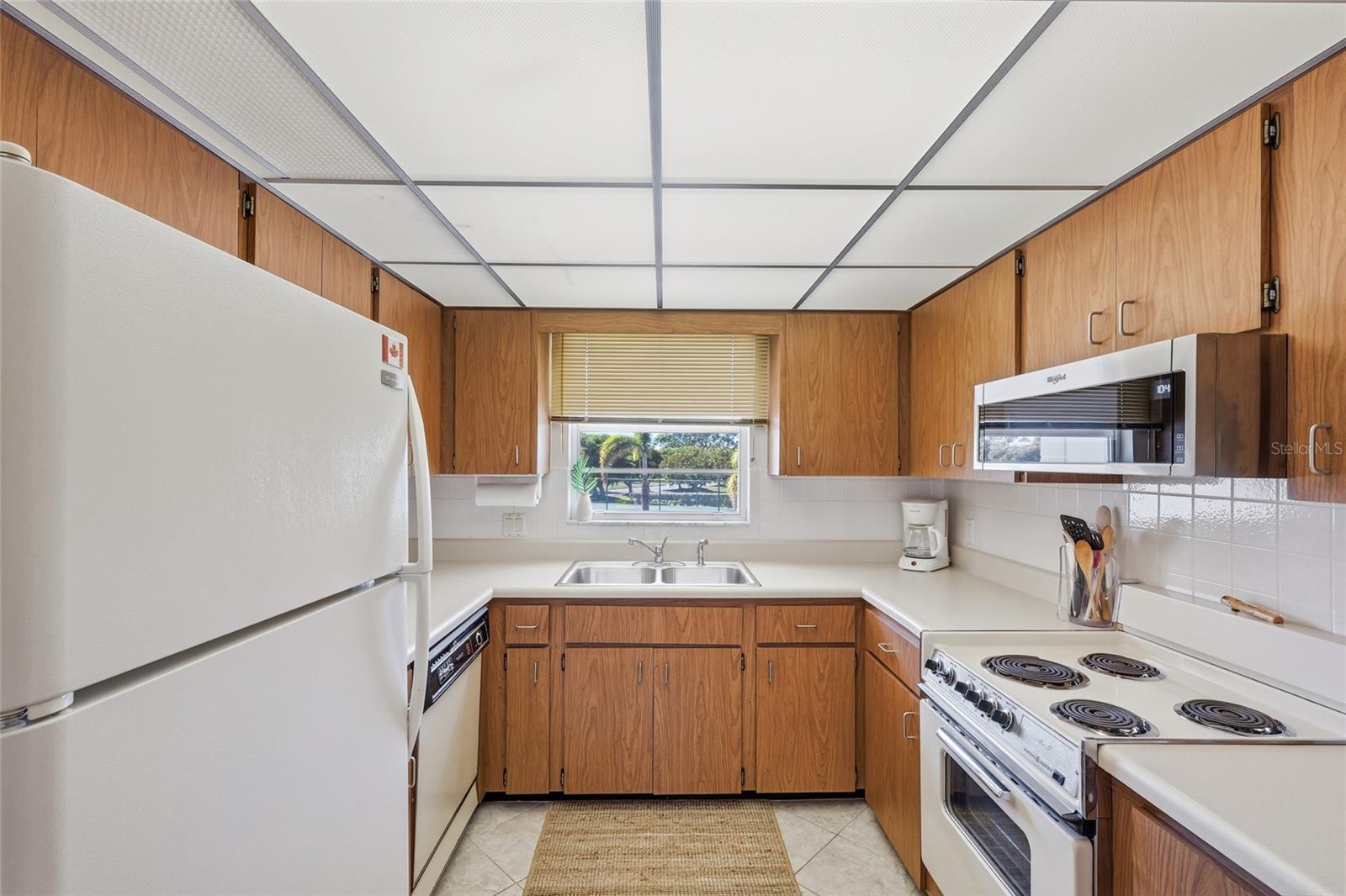 SHELL POINT UNIT II - Residential