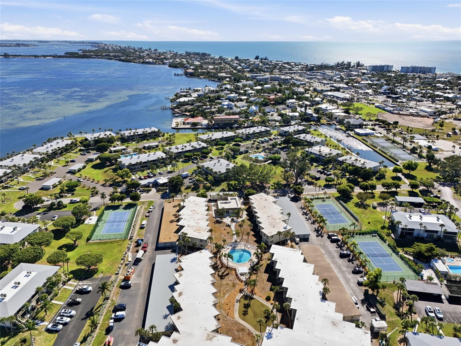 SHELL POINT UNIT II - Residential