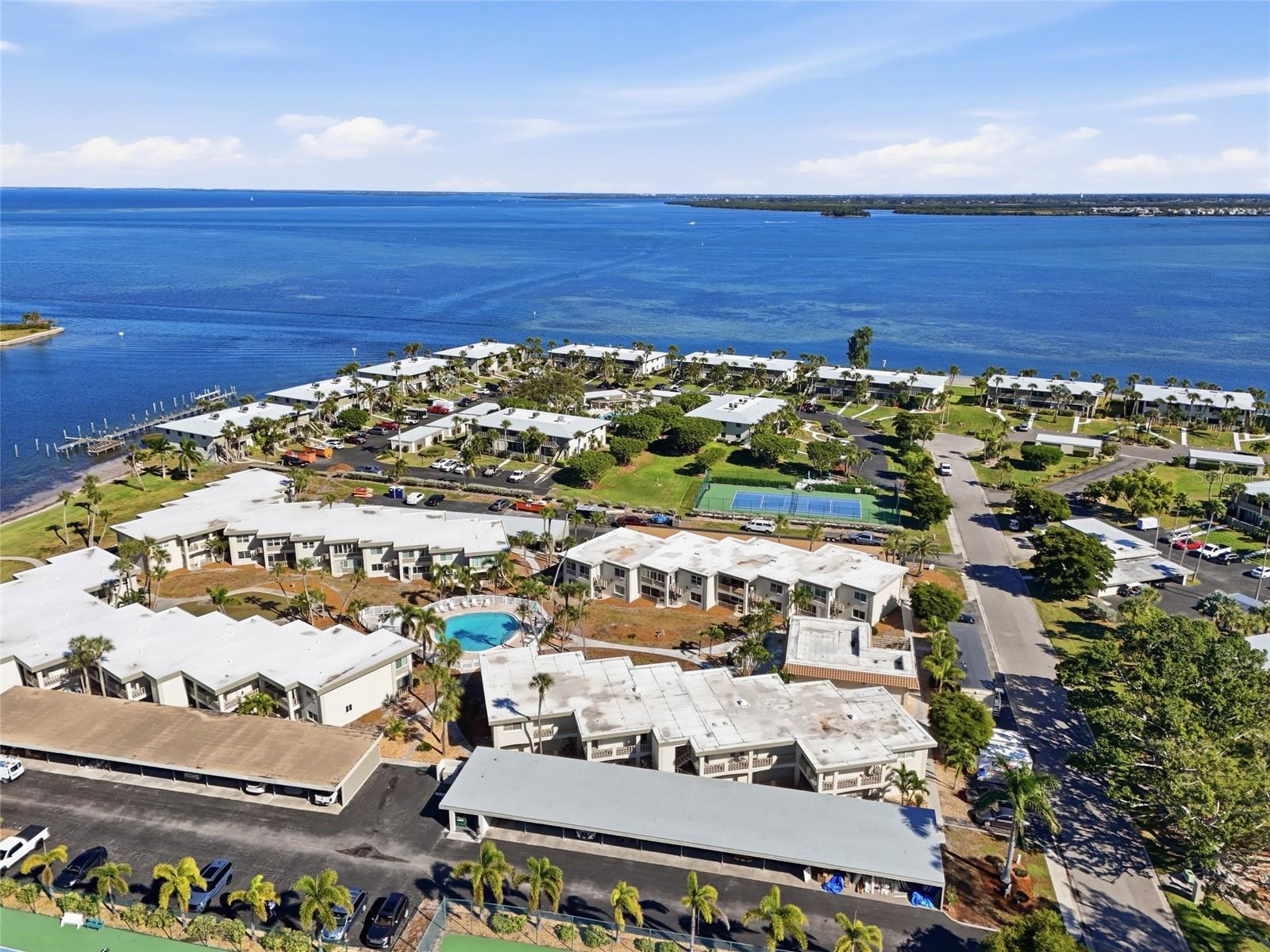 SHELL POINT UNIT II - Residential