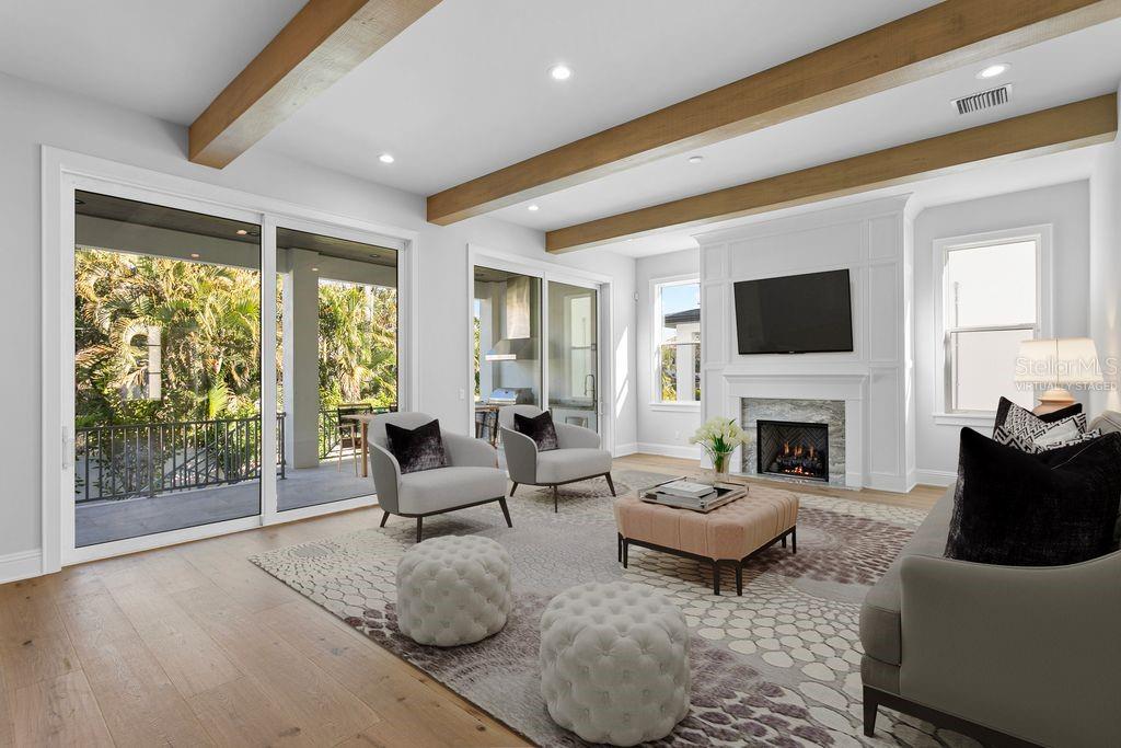 5019 W DICKENS AVENUE