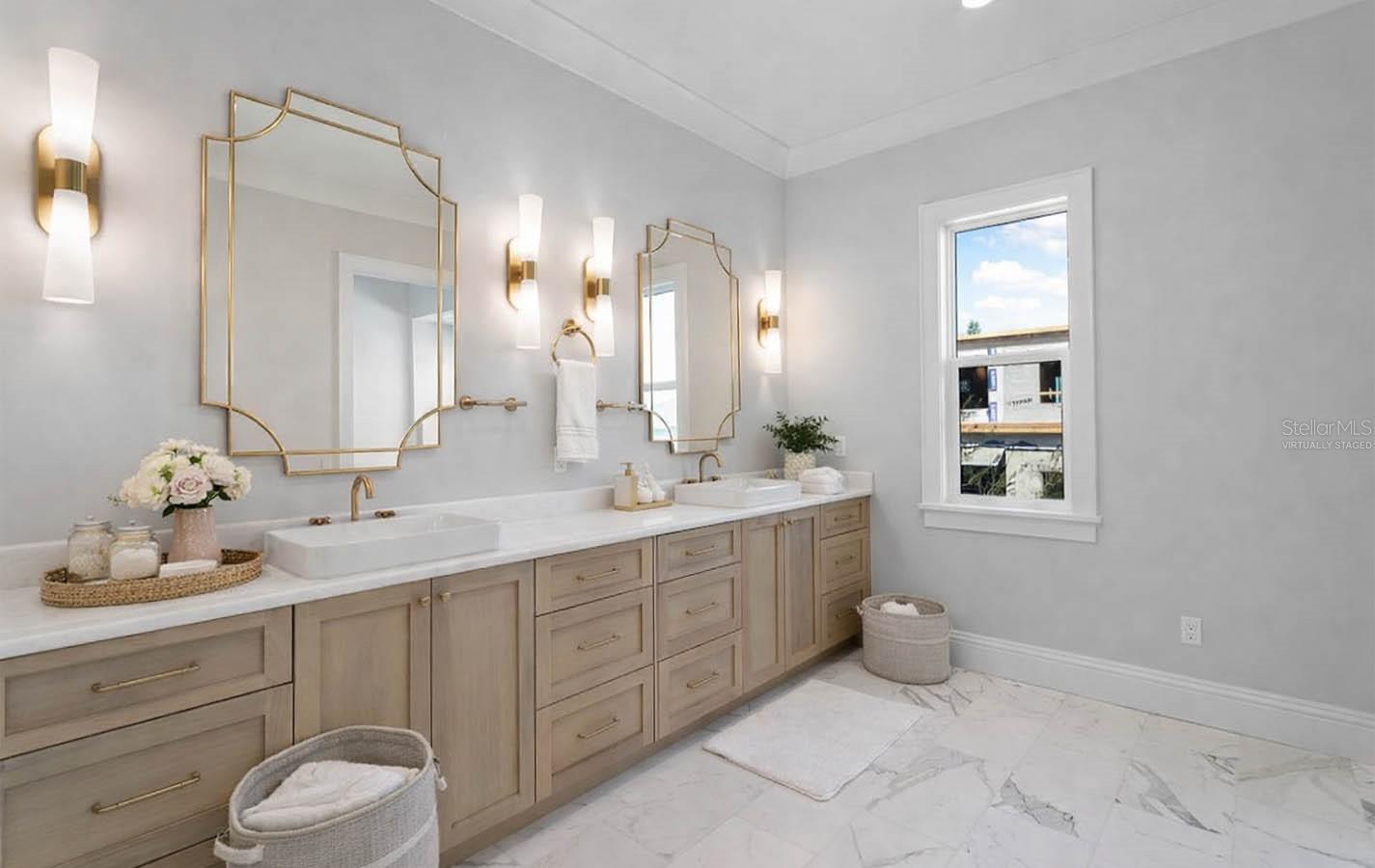 SUNSET PARK - Residential