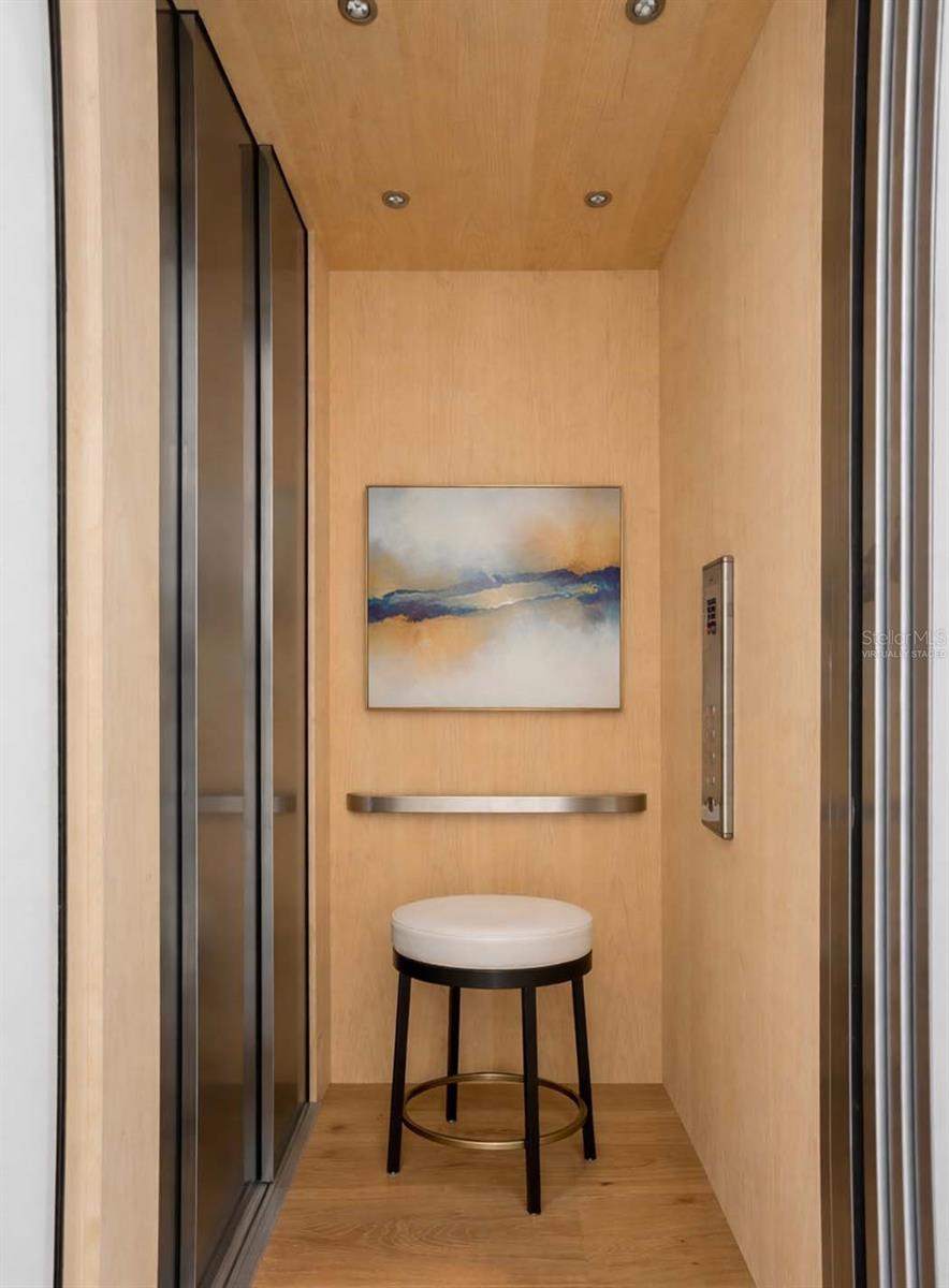 SUNSET PARK - Residential