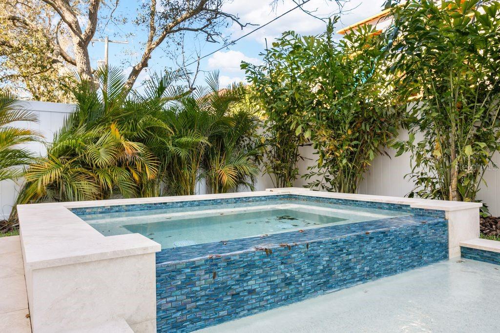 SUNSET PARK - Residential