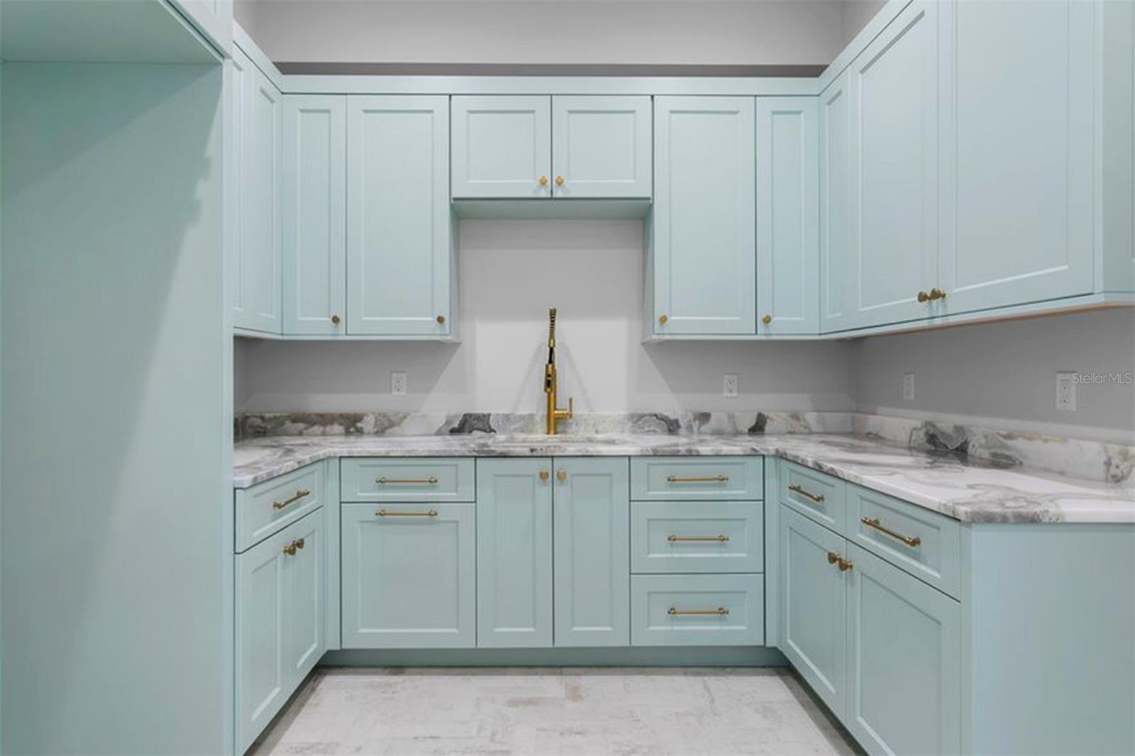 SUNSET PARK - Residential