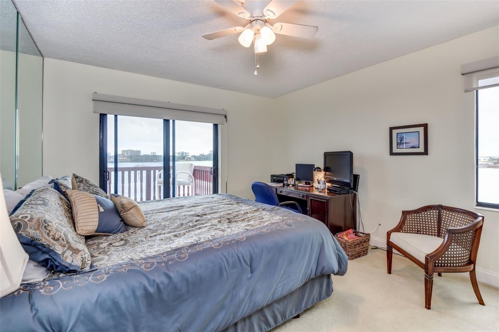 MARINA POINT PH 01 CONDO - Residential