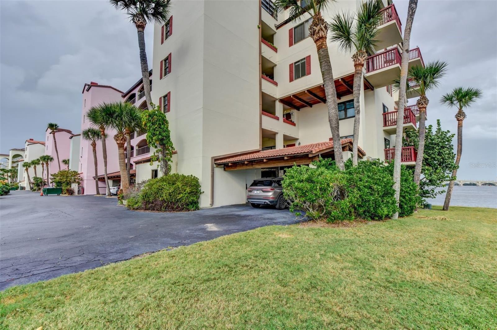 MARINA POINT PH 01 CONDO - Residential