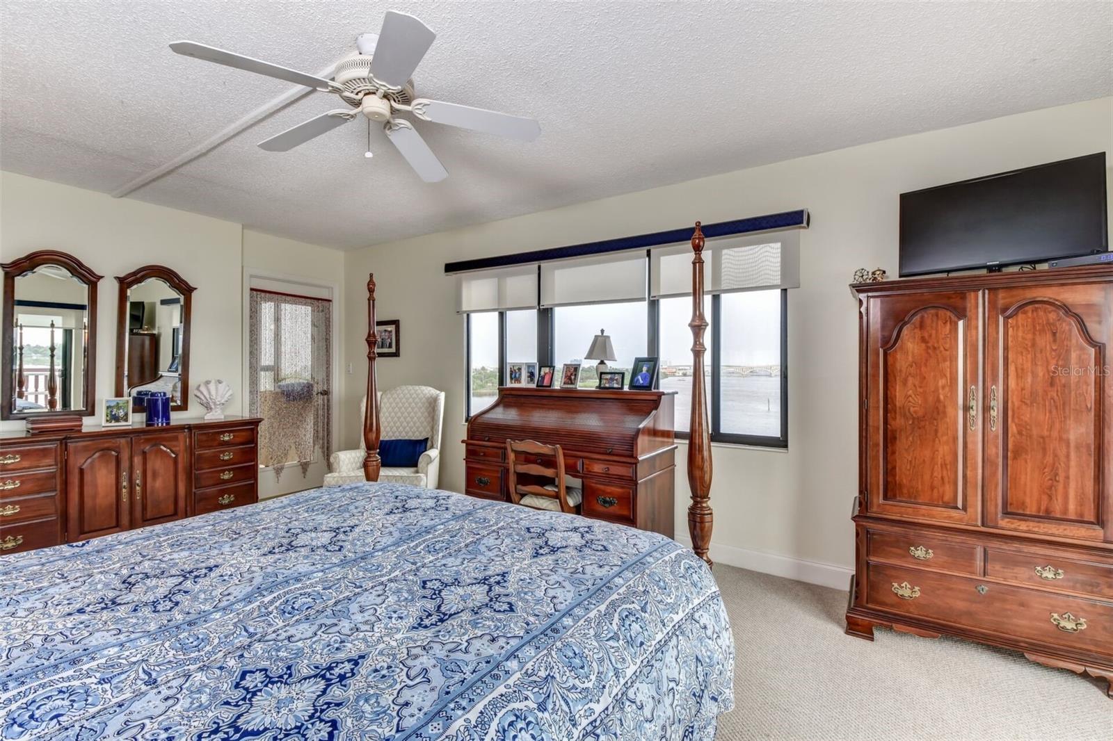 MARINA POINT PH 01 CONDO - Residential