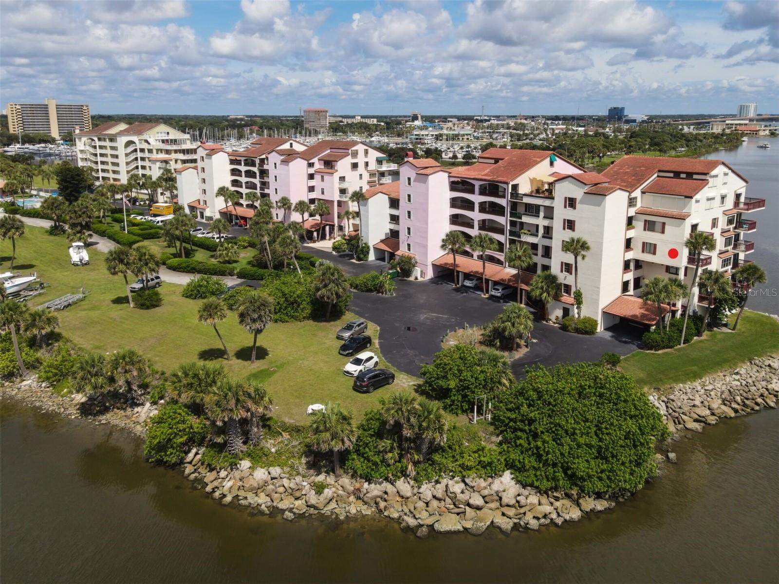 MARINA POINT PH 01 CONDO - Residential