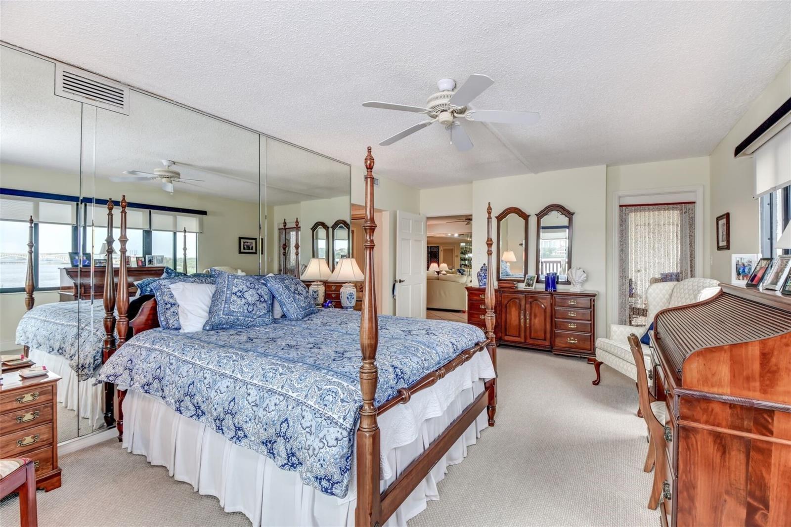 MARINA POINT PH 01 CONDO - Residential