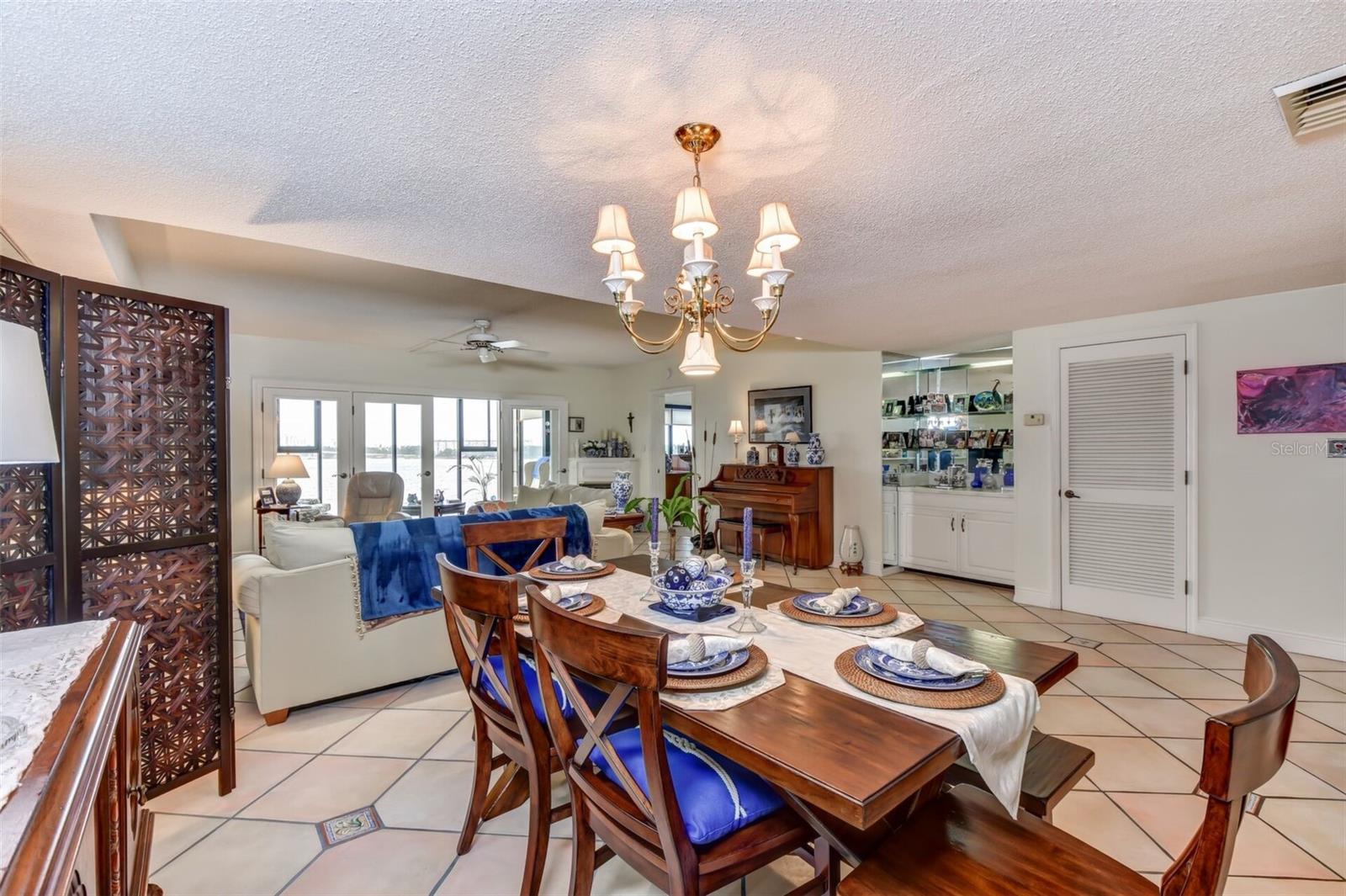 MARINA POINT PH 01 CONDO - Residential