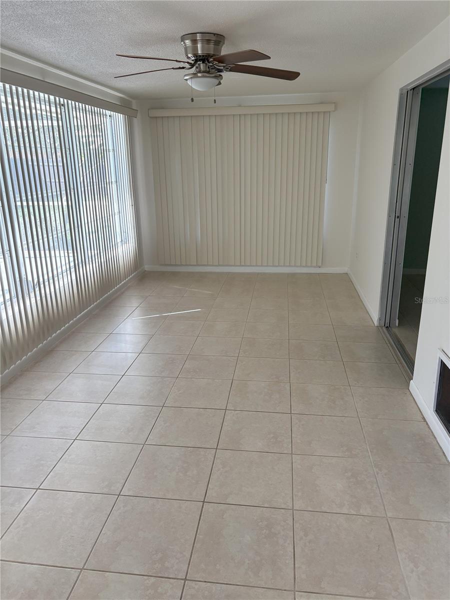 BAY VIEW MANOR - Residential