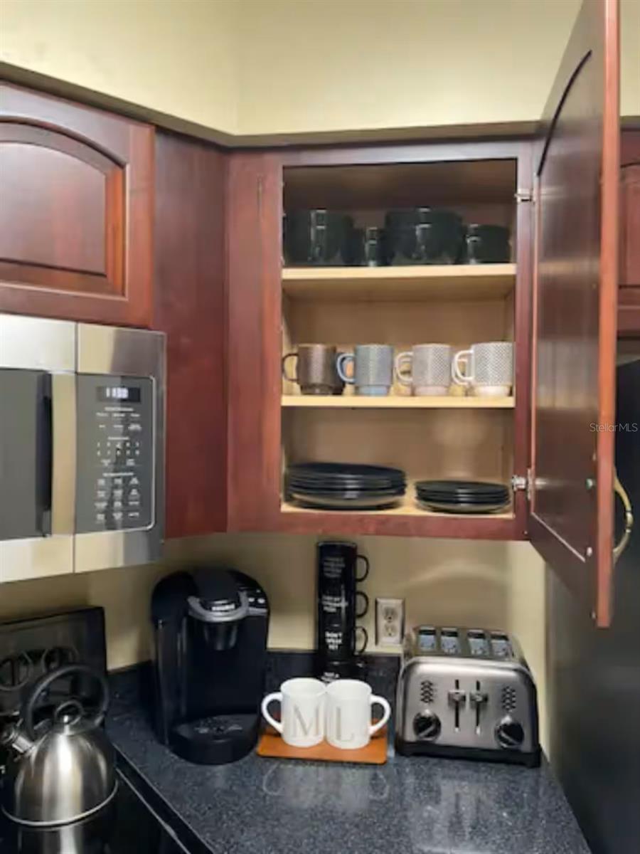 SOUTHPOINTE CONDO - Residential