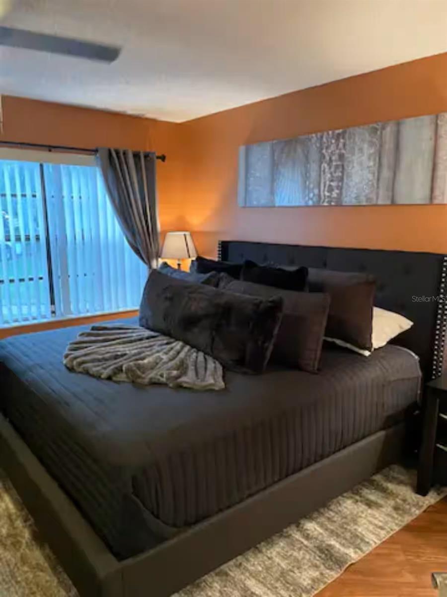 SOUTHPOINTE CONDO - Residential