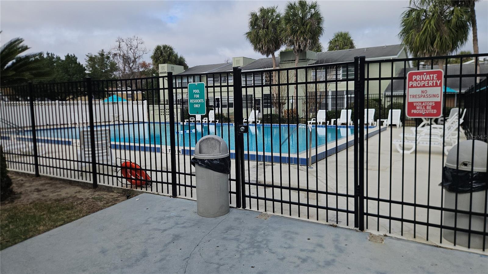 FAIRWAYS/SILVER SPGS SHRS CONDO - Residential