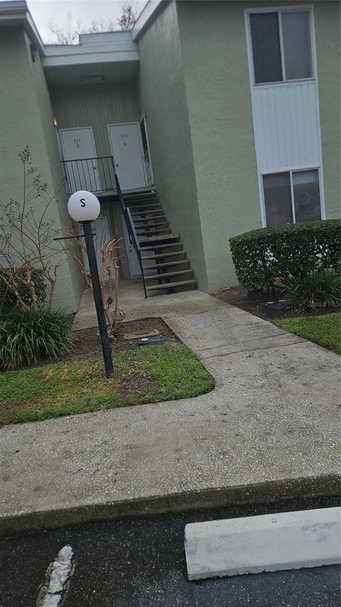 572 BAHIA CIRCLE B #205 OCALA FL 34472