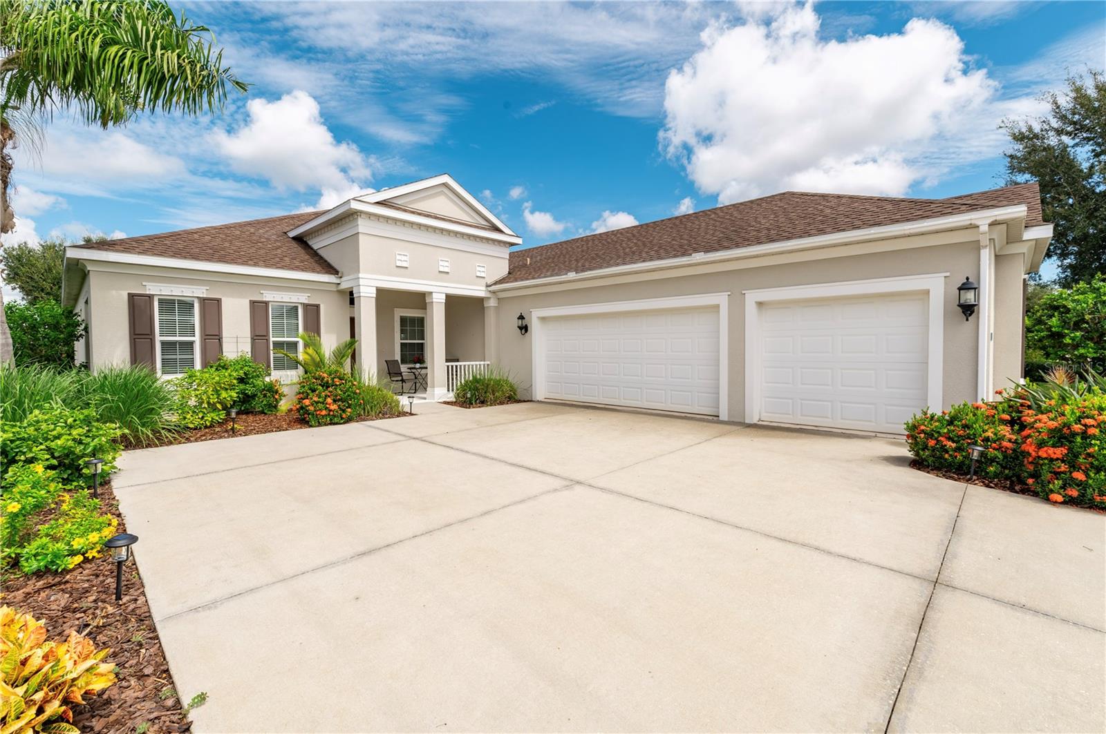 1117 THORNBURY DRIVE