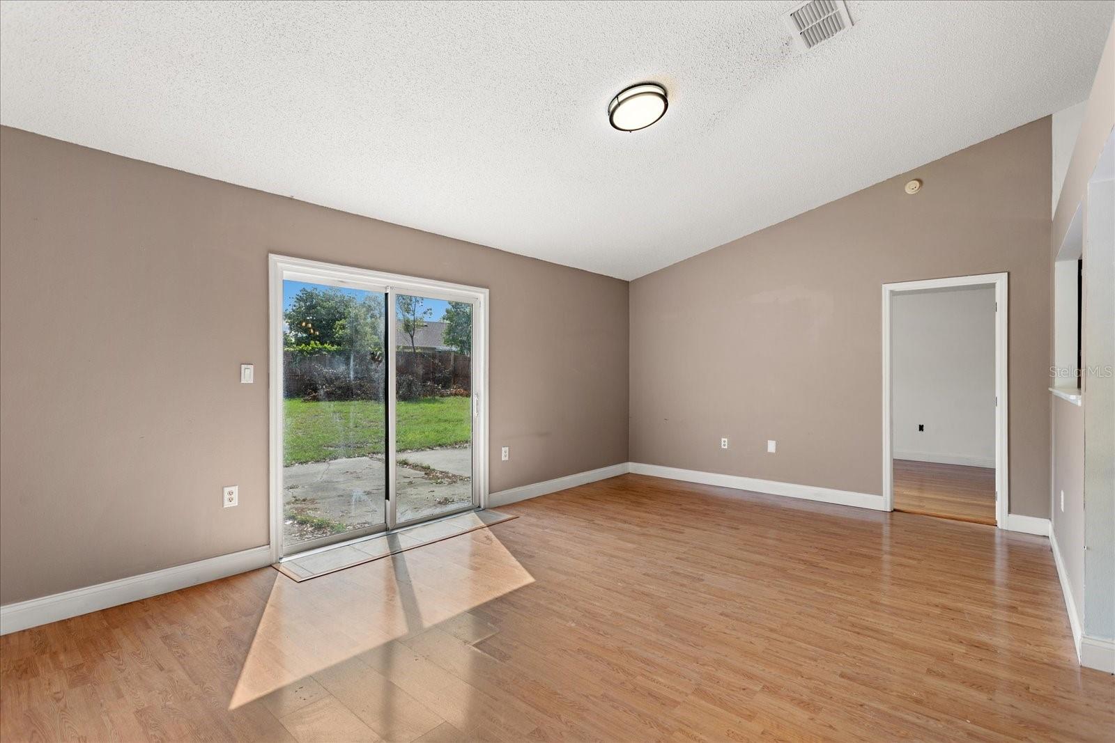 SAWMILL PH 01 - Residential