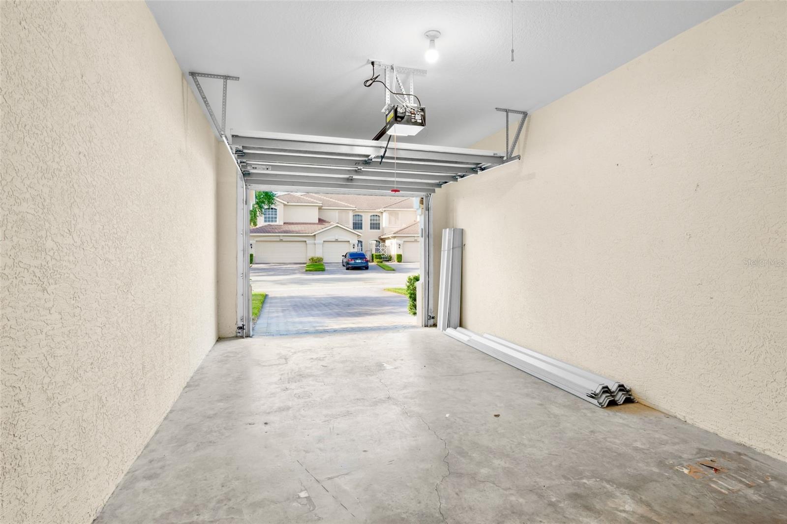 ARIELLE ON PALMER RANCH - Residential