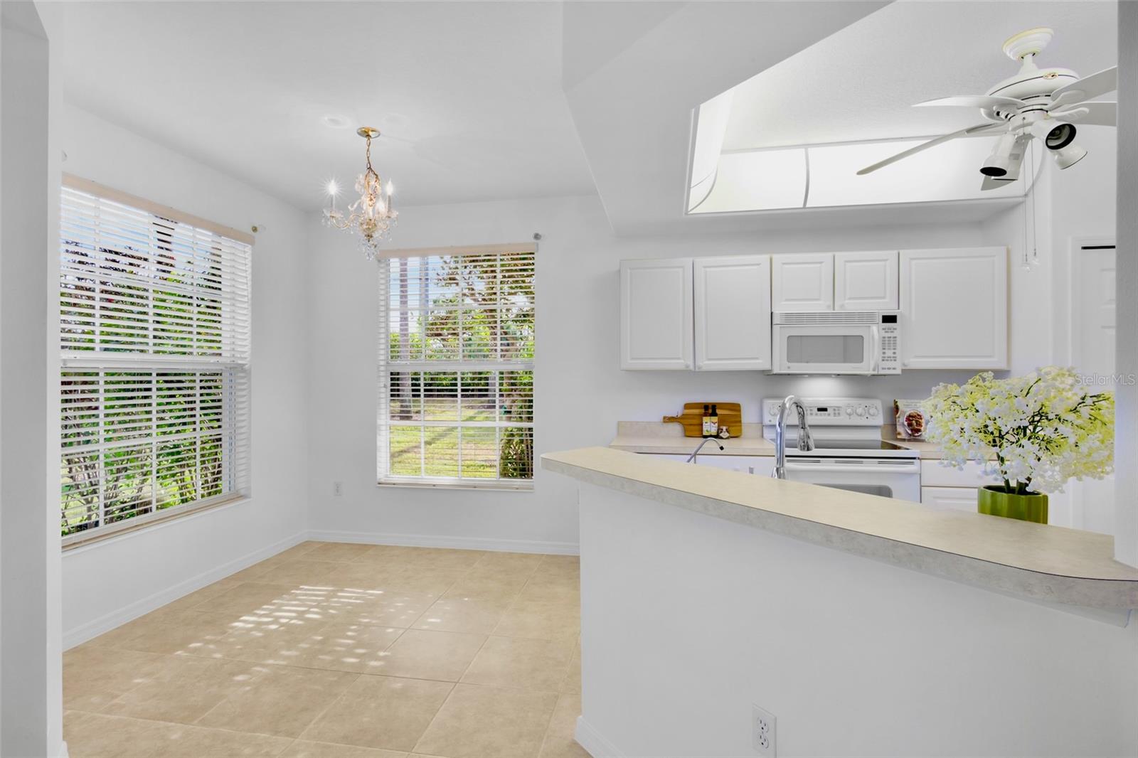 ARIELLE ON PALMER RANCH - Residential