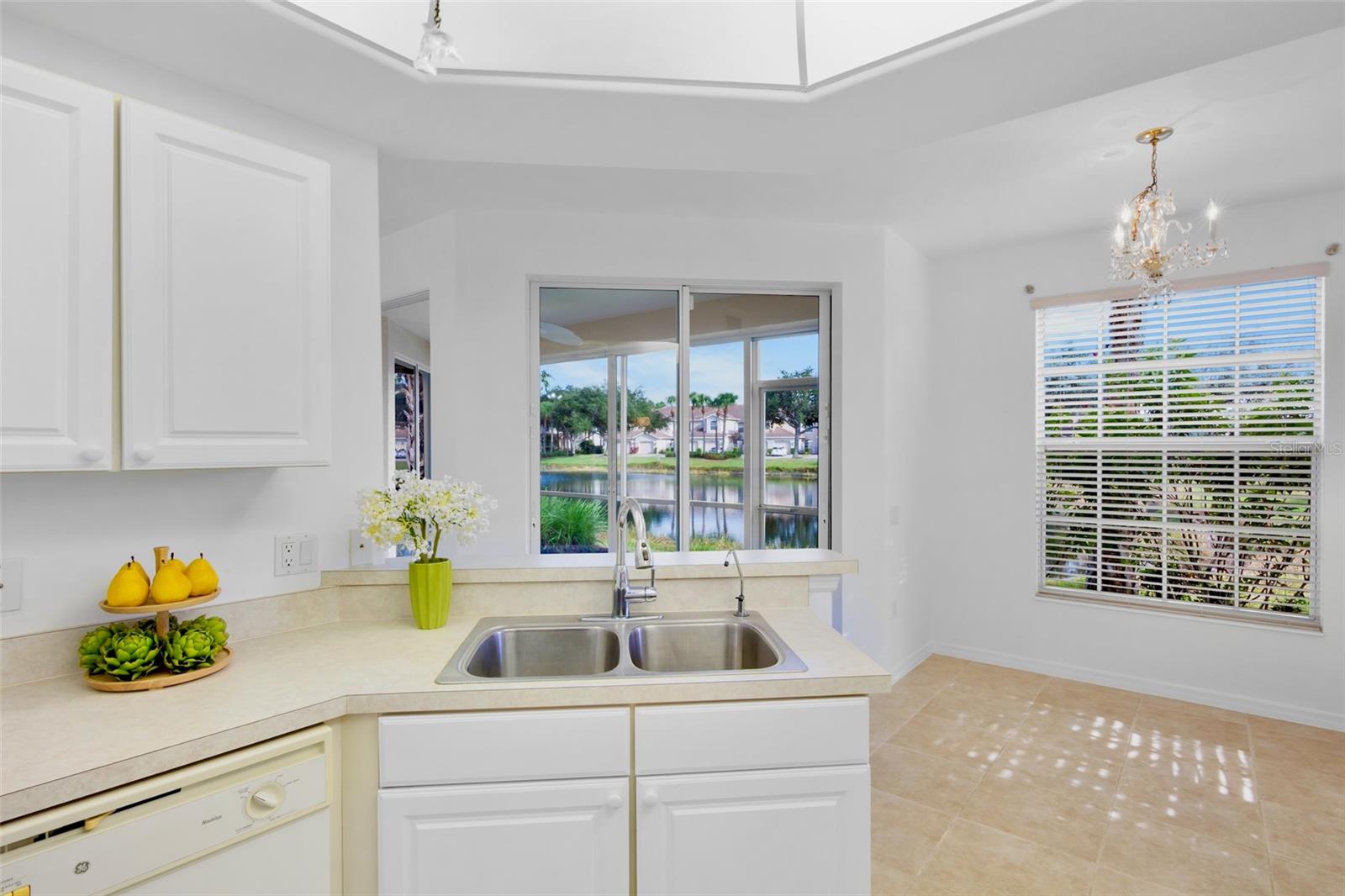 ARIELLE ON PALMER RANCH - Residential